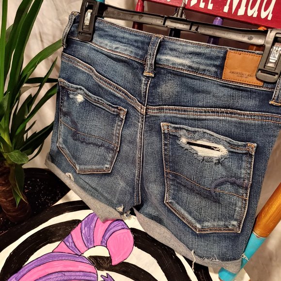 American Eagle High Rise Shorts - Picture 8 of 8